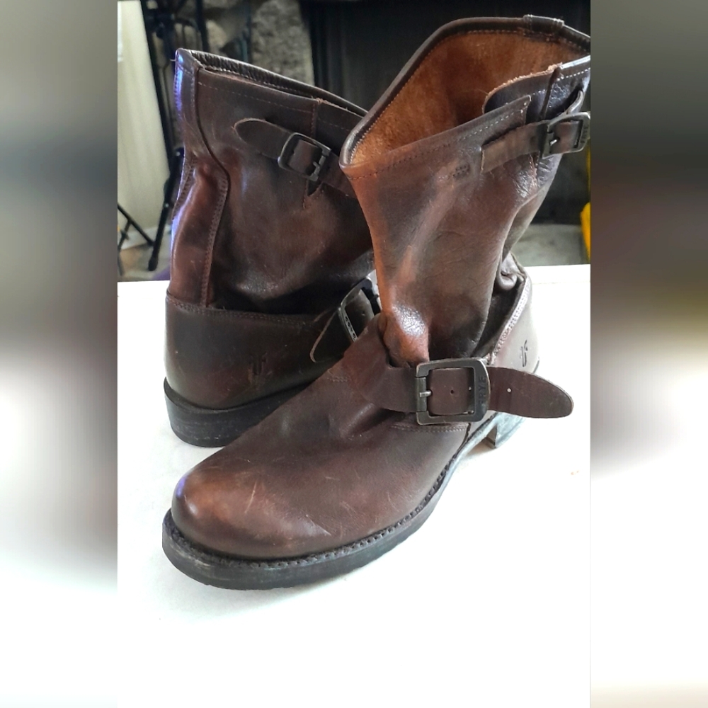 Frye Veronica boots